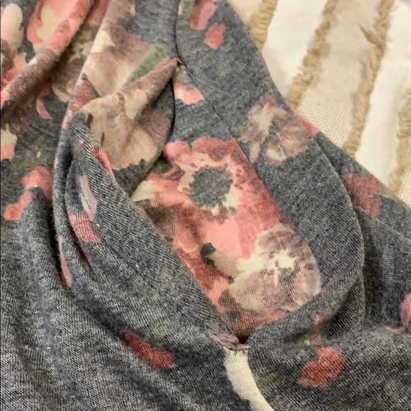 Altar’d State grey floral swing dress- w/pockets! - Picture 5 of 6